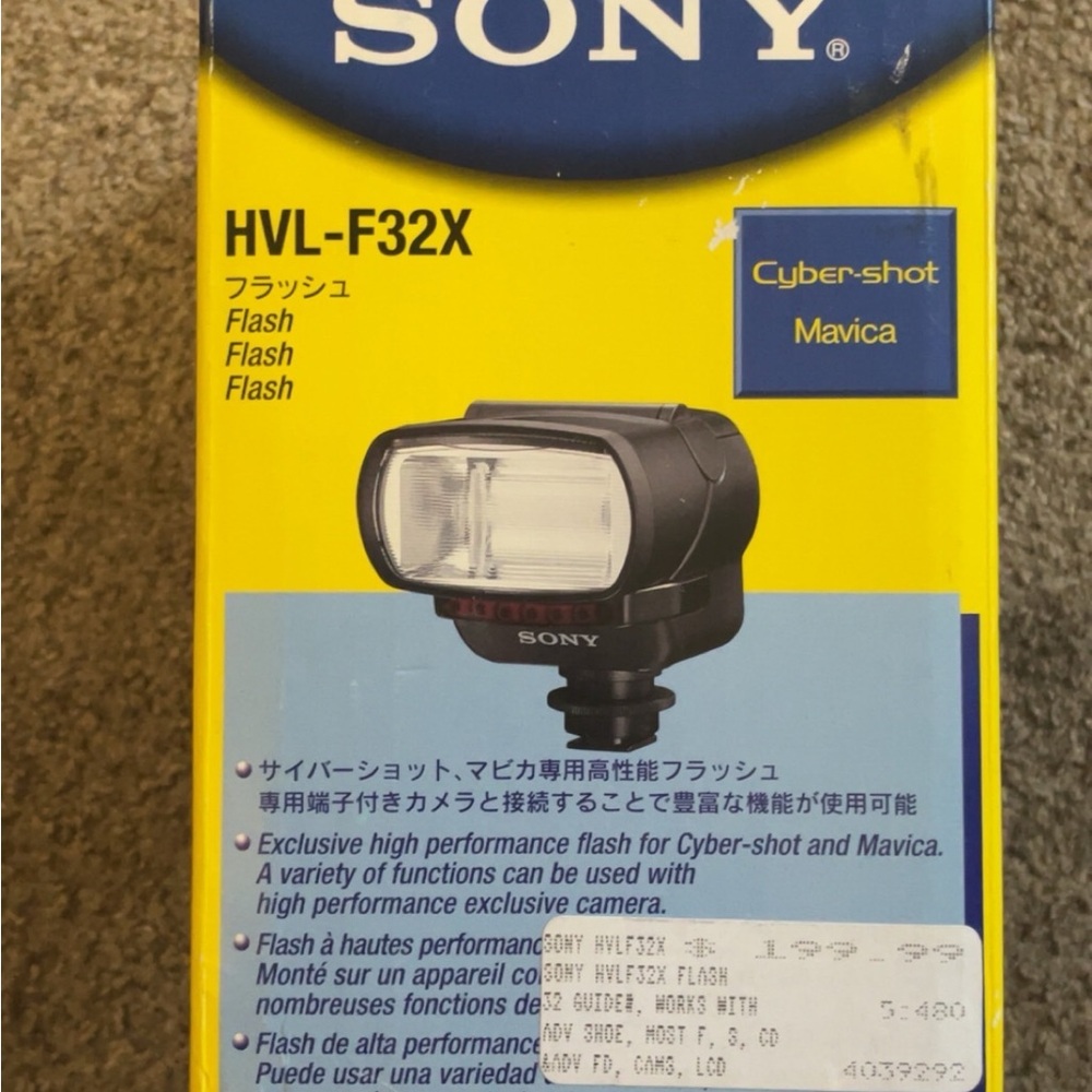 Sony HVL-F32X Flash for Cyber-shot Cameras - Black